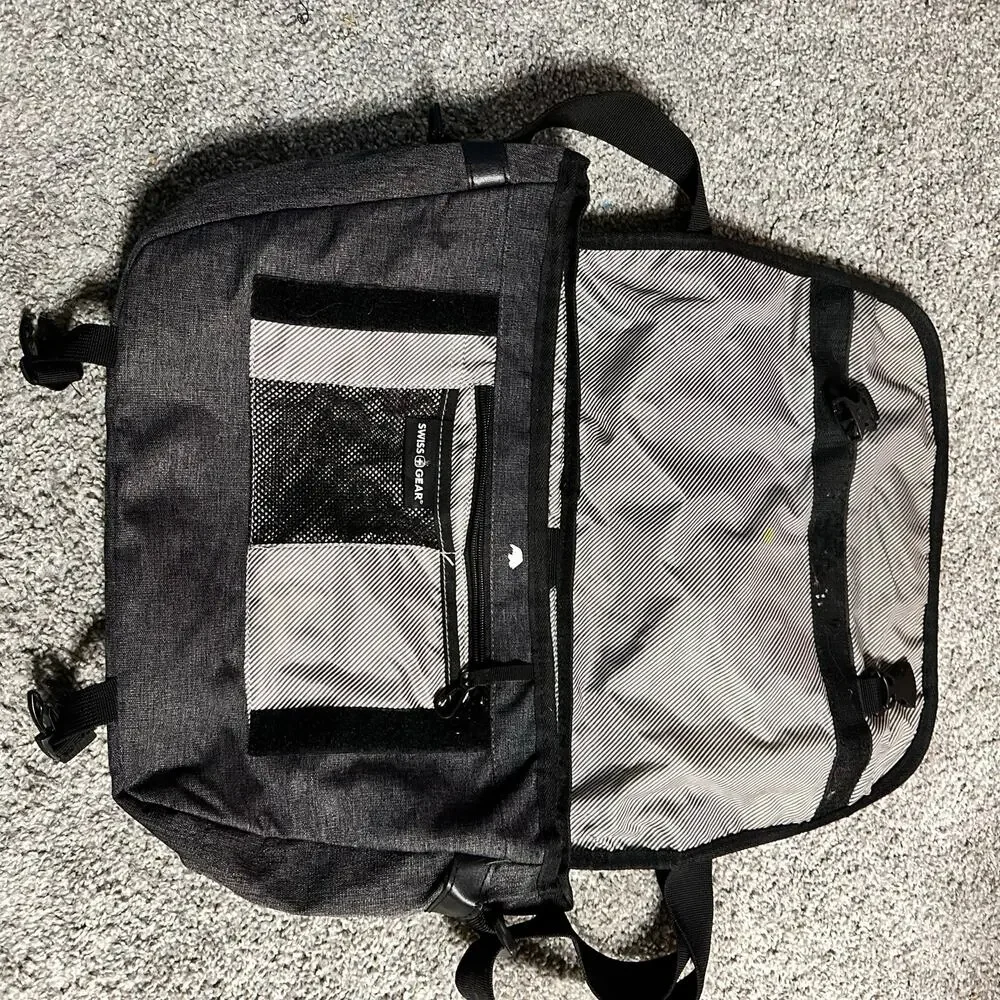 Swiss Gear Laptop Padded Messenger Gray Excellent